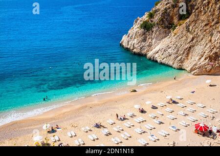 Belle plage de Kaputas sur la mer méditerranée, Turquie Banque D'Images