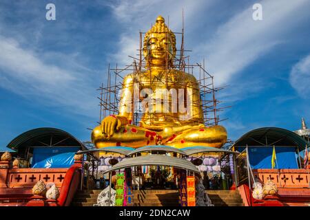 Chiang Rai province Thaïlande Asie du Sud-est , Bouddha d'or par le triangle d'or Banque D'Images