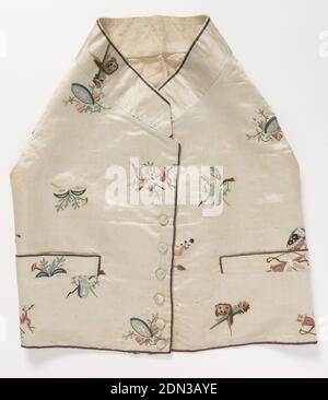 Gilet pour enfant, moyen : soie technique : brodé en satin, coutures à la tige et au nœud sur du satin, gilet court pour enfant avec col montant, brodé avec des motifs patriotiques dispersés, notamment des boucliers, des crêtes et des tambours avec drapeaux croisés, en de nombreuses couleurs sur du blanc. France, 1790–1800, broderie et couture, gilet pour enfant Banque D'Images