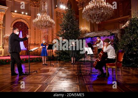 ATTENTION EDITORS - EMBARGO ON PUBLICATION FRIDAY 18 DECEMBER 2020 AT 9:00h.   Princess Eleonore plays the violin in a string quartet, during the regi Banque D'Images