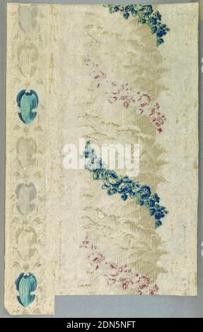 Le flanc, imprimé en bloc, Garlands se tord autour d'une colonne comme motif principal. Deux guirlandes rouges et une guirlande verte peuvent être vues, bien que les autres couleurs se soient estompées. À droite, une bande verticale a des cartouris en vert et violet pâle., USA, 1838, Wallcovers, flanc Banque D'Images
