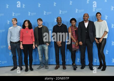 Le producteur Remi Grellety et les acteurs Alex Descas, Lovely Kermonde Fifi, le réalisateur Raoul Peck et l'actrice Ayo assistant au photocall du film haïtien Meurtre A Pacot (meurtre à Pacot) lors de la 65e Berlinale, Berlin International film Festival, à Berlin, Allemagne, le 10 février 2015. Photo d'Aurore Marechal/ABACAPRESS.COM Banque D'Images