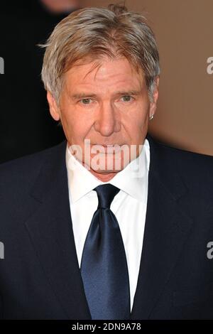 Photo du dossier : Harrison Ford arrive au 35e Cesar film Awards qui s'est tenu au Théâtre du Châtelet à Paris, le 27 février 2010. La star des films Indiana Jones et Star Wars, âgée de 72 ans, a signalé une panne de moteur et a atterri sur un parcours de golf de Venise à Los Angeles. Il respire et alerte quand les médecins sont arrivés et l'emmenait à l'hôpital dans un état « juste à modéré », a déclaré un porte-parole du service des incendies. Photo de Nicolas Genin/ABACAPRESS.COM Banque D'Images