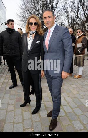 Marisa Berenson and Jean-Michel Simonian attending Vuitton's Fall-Winter 2015/2016 men's collection presentation held at Serre du parc Andre Citroen in Paris, France on January 22, 2015. Photo by Alban Wyters/ABACAPRESS.COM Banque D'Images