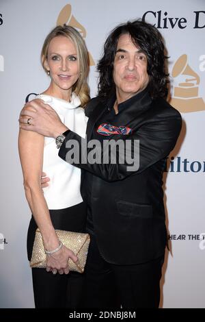 Paul Stanley et Erin Sutton assistent au Gala pré-GRAMMY et saluez les icônes de l'industrie en l'honneur de Martin Bandier à l'hôtel Beverly Hilton de Los Angeles, CA, Etats-Unis, le 7 février 2015. Photo de Lionel Hahn/ABACAPRESS.COM Banque D'Images