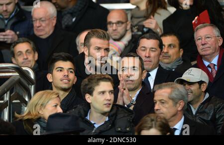 Nicolas Sarkozy, David Beckham, Sir Alex Ferguson, Youri Djorkaeff, Jamel Debbouze, Claire Chazal, François Poivre d'Arvor participant au quatrième tour de football de l'UEFA Champions League, Paris Saint-Germain vs Chelsea FC au stade du Parc des Princes à Paris, France, le 17 février 2015. Photo de Christian Liewig/ABACAPRESS.COM Banque D'Images