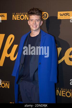 CHANTEUR JONESIC - SOIREE 'MELTY FUTURE AWARDS 2015' AU GRAND REX. PARIS photo par Nasser Berzane/ABACAPRESS.COM Banque D'Images