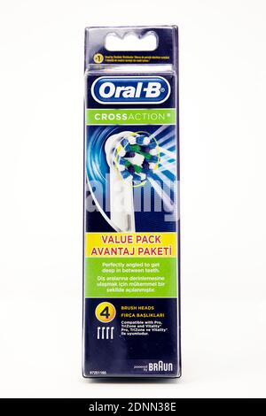 Têtes de brosse à dents de rechange à action croisée Oral-B. Banque D'Images