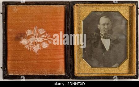 portrait d'un homme, daguerréotype, taille de l'image: hauteur: 6,60 cm; largeur: 5,40 cm, photographie de portrait, homme, buste, vue de trois quarts Banque D'Images