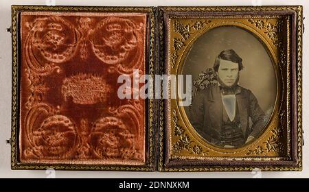 homme, daguerréotype, taille de l'image: hauteur: 6,70 cm; largeur: 5,50 cm, photographie de portrait, portrait en demi-longueur, homme, barbe, personnage assis Banque D'Images