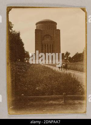 Heinrich Hamann, Atelier J. Hamann, Johann Hinrich W. Hamann, water tower in the city park, Hamburg, silver gelatine paper, black and white positive process, Total: Height: 17.80 cm; Width: 13.40 cm, architectural photography, gardens and parks Stock Photo