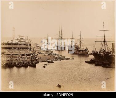Hippolyte Arnoux, Vauban et Comorin à Port Said, albumin paper, black and white positive process, image size: height: 22.9 cm; width: 28.2 cm, inscribed: recto: left and copied: H. Arnoux Port Said; right and copied: Vauban et Comorin à Port Said 480, in lead: H. Arnoux, travel photography, ships, port, hist. Place, town, village, machines, tools and implements, Port Said Banque D'Images