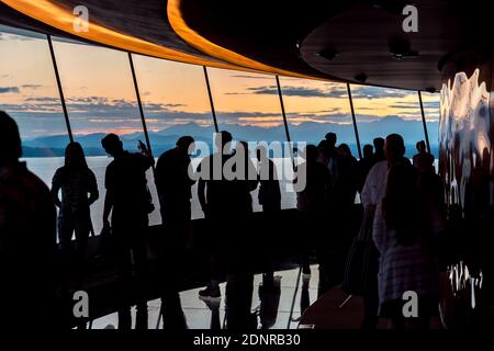 Seattle, Washington, États-Unis - terrasse d'observation intérieure à la tour Space Needle Banque D'Images