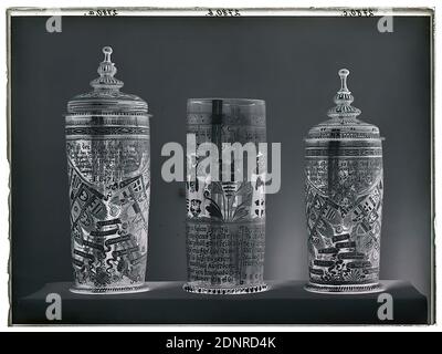 Wilhelm Weimar, Three glass cups/ beakers with enamel painting, glass negative, black and white negative process, total: height: 23.8 cm; width: 17.8 cm, numbered: o. : in black ink: 2780,a 2780,b 2780,c, photography, work of applied art (glass), jug, mug, cup, goblet, letters, alphabet, writing, ornaments, coat of arms (insignia), ruler's portrait, state portrait, heraldic sign, heraldic symbol, container (glass): Bottle, vessel, vase, arts and crafts, industrial design Stock Photo