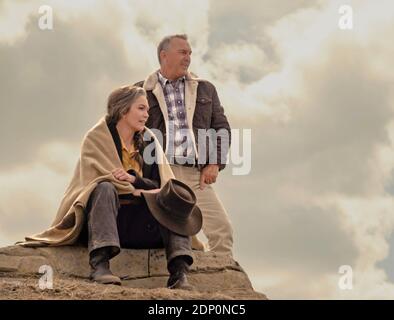 LAISSE-LUI ALLER 2020 Universal Pictures film avec Diane Lane Et Kevin Costner Banque D'Images