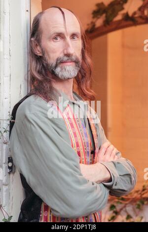 L'ancienne star pop Arthur Brown, chez elle à Lewes Banque D'Images