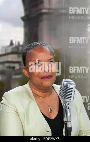 Exclusif - la ministre de la Justice Christiane Taubira est interviewée par Jean-Jacques Bourdin à la radio du CMR à Paris, en France, le 19 juin 2015. Photo de Thierry Orban/ABACAPRESS.COM Banque D'Images