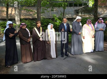 President Barack Obama delivers remarks following the Gulf Cooperation Council-U.S. summit at Camp David, MD, USA on May 14, 2015. Obama, was joined by, Abu Dhabi crown prince Sheik Mohammed bin Zayed Al Nahyan; Bahrain Crown Prince Prince Salman bin Hamad Al-Khalif; Deputy Prime Minister of Oman, Sayyid Fahad Bin Mahmood Al Said; Kuwait's Emir Sheik Sabah Al-Ahmad Al-Jaber Al-Sabah; Qatar's Emir Sheik Tamim bin Hamad Al-Thani; Saudi Arabia Crown Prince Mohammed bin Nayef; and Secretary General of the Gulf Cooperation Council, Abdul Latif Bin Rashid Al Zayani of Bahrain. The summit was called Stock Photo