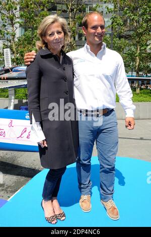 Le catamaran GC32 ENGIE de Sébastien Rogues a officielement été baptisé par Claire Chazal, marraine du bateau, et Gérard Mestrallet, PDG d’ENGIE à la Défense à Paris, France le mercredi 10 juin 2015. Photo de de Alban Wyters/ABACAPRESS.COM Banque D'Images