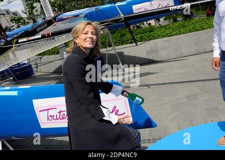 Le catamaran GC32 ENGIE de Sébastien Rogues a officielement été baptisé par Claire Chazal, marraine du bateau, et Gérard Mestrallet, PDG d’ENGIE à la Défense à Paris, France le mercredi 10 juin 2015. Photo de de Alban Wyters/ABACAPRESS.COM Banque D'Images