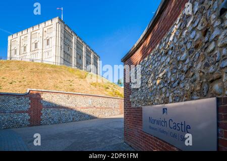 Vue extérieure du château de Norwich, Norfolk, Angleterre, Royaume-Uni, Europe Banque D'Images