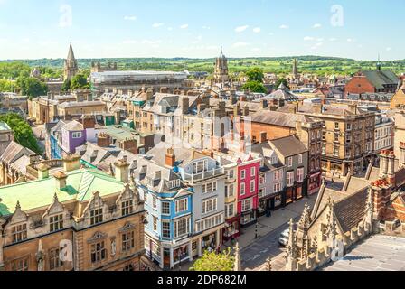 Vue sur la ville d'Oxford, vue depuis la Tour de l'église St Mary, Oxfordshire, Angleterre Banque D'Images