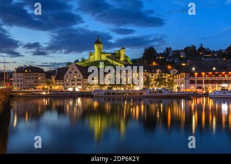 Schaffhausen, Suisse - 22 septembre 2017 : la forteresse médiévale Munot au crépuscule, schaffhausen, Suisse Banque D'Images