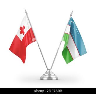 Drapeaux de table de l'Ouzbékistan et des Tonga isolés sur le rendu 3D blanc Banque D'Images