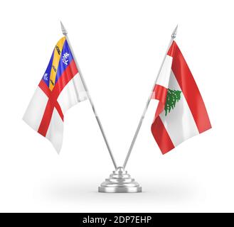 Drapeaux de table Liban et Herm isolés sur le rendu 3D blanc Banque D'Images