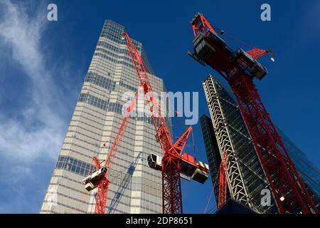 Evolving City of London Skyline, Tower Cranes, City of London, Royaume-Uni Banque D'Images