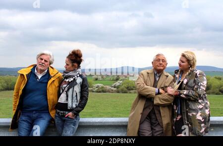 JIRI MENZEL et PETER SIMONISCHEK à TLMOCNÍK (2018), réalisé par MARTIN SULIK. Credit: TITANIC s.r.o./IN FILM PRAHA/COOP99 FILMPRODUKTION/ROZHLAS / Album Banque D'Images