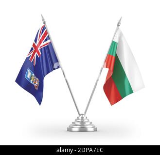 Drapeaux de table de la Bulgarie et des îles Falkland isolés sur la 3D blanche rendu Banque D'Images