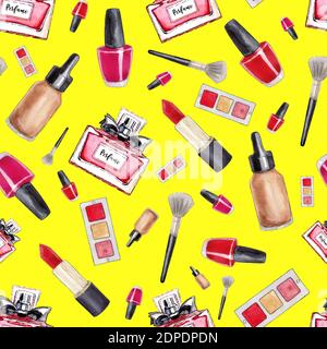 Motif maquillage sans coutures. Mode. Accessoires glamour. Motif aquarelle avec rouge à lèvres, parfum et vernis à ongles sur fond jaune Banque D'Images