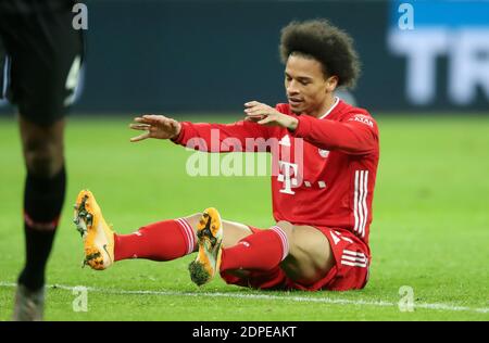 Leroy Sane FC Bayern MŸnchen Leverkusen 19.12.2020 dans BayArena Bayer Leverkusen vs FC Bayern Muenchen Munich football Bundesliga Fussball 1. Bundesliga saison 2020 / 2021 © diebilderwelt / Alamy Live News Banque D'Images