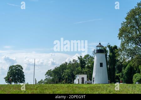 Le phare de Turkey point dans le parc national Elk Neck Le long de la baie de Chesapeake Banque D'Images