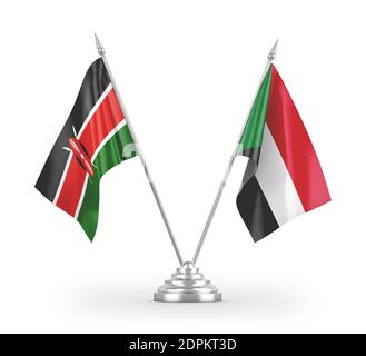 Drapeaux de table du Soudan et du Kenya isolés sur le rendu 3D blanc Banque D'Images