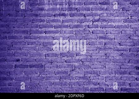 Style pop art violet couleur grunge mur de brique pour l'arrière-plan et bannière Banque D'Images