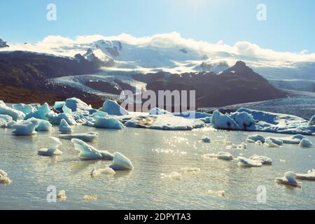 Les glaciers et les calottes glaciaires de l'Islande en couvrent 11% La superficie du pays.impact considérable sur son paysage et la météorologie Banque D'Images