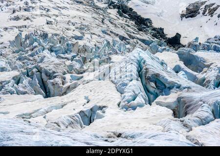 Glacier avec crevasses, langue glacier, Glacier des Bossons, la Jonction, Chamonix, haute-Savoie, France Banque D'Images