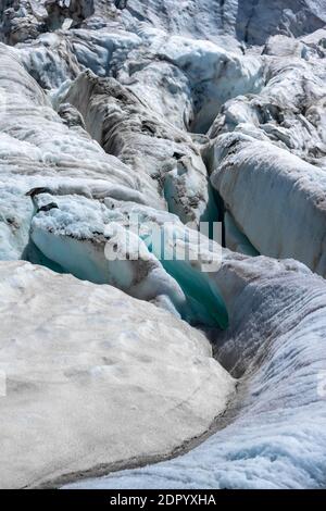 Glacier avec crevasses, langue du glacier, détail, Glacier des Bossons, la Jonction, Chamonix, haute-Savoie, France Banque D'Images