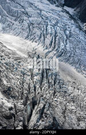 Glacier avec crevasses, langue glacier, Glacier des Bossons, la Jonction, Chamonix, haute-Savoie, France Banque D'Images