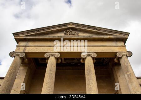 DEVOZES, WILTSHIRE, ROYAUME-UNI, AOÛT 25 2020. Bâtiment Assem courts, conçu par l'architecte T.H. Wyatt en 1835. Devozes, Angleterre, Royaume-Uni, Augus Banque D'Images