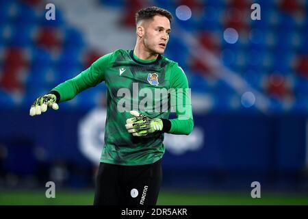 VALENCE, ESPAGNE - DÉCEMBRE 19: Gardien de but Alejandro Remiro de Real Sociedad pendant le match de la Liga Santander entre Levante UD et Real Sociedad à Banque D'Images