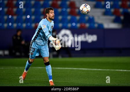 VALENCE, ESPAGNE - DÉCEMBRE 19: Gardien de but Aitor Fernandez de Levante pendant le match de la Liga Santander entre Levante UD et Real Sociedad à Ciutat Banque D'Images