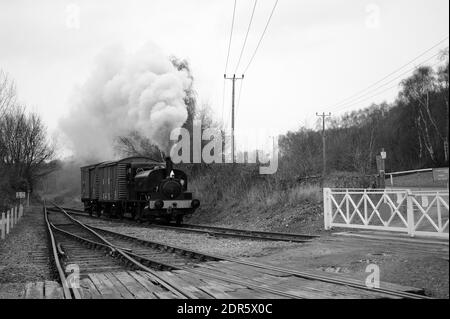 « Vulcan » et deux fourgonnettes couvertes sur la branche de Springwell. Banque D'Images