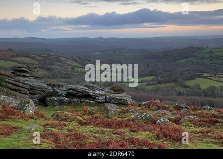 Vue depuis Hound Tor vers le nord-est sur Dartmoor UK Banque D'Images