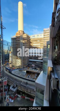 Vue de la station électrique Battersea depuis l'intérieur du chantier de construction, Londres, Royaume-Uni Banque D'Images