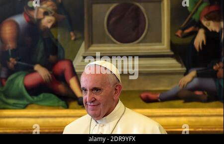 Le pape François a rencontré le président ukrainien Petro Porochenko et sa femme Maryna lors d'une audience privée au Vatican le 20,2015 novembre. Photo : Eric Vandeville /ABACAPRESS.COM Banque D'Images