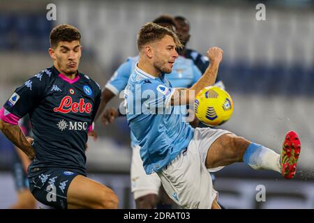 L’attaquant italien du Latium Ciro immobile a fait des tirs au ballon pendant la Série UN match de football SS Lazio contre SSC Napoli Banque D'Images