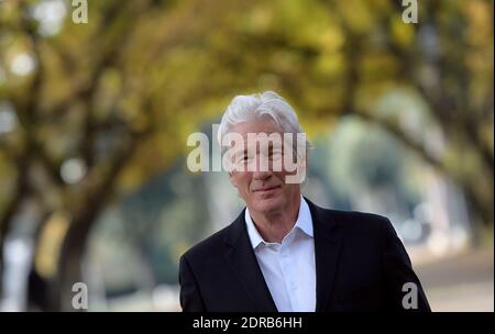 L'acteur AMÉRICAIN Richard Gere pose dans le jardin de la Villa Borghèse à Rome, en Italie, le 14 décembre 2015, pour présenter le film 'The Benefactor' (également connu sous le nom de 'Franny'). Photo par Eric Vandeville /ABACAPRESS.COM Banque D'Images